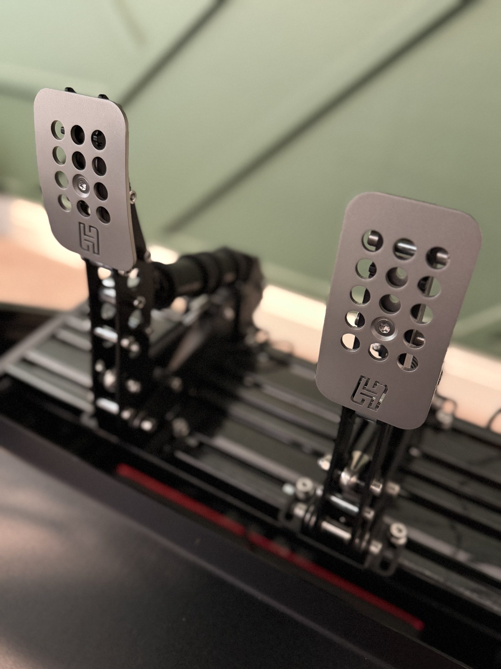 Heusinkveld load-cell sim racing pedals close up